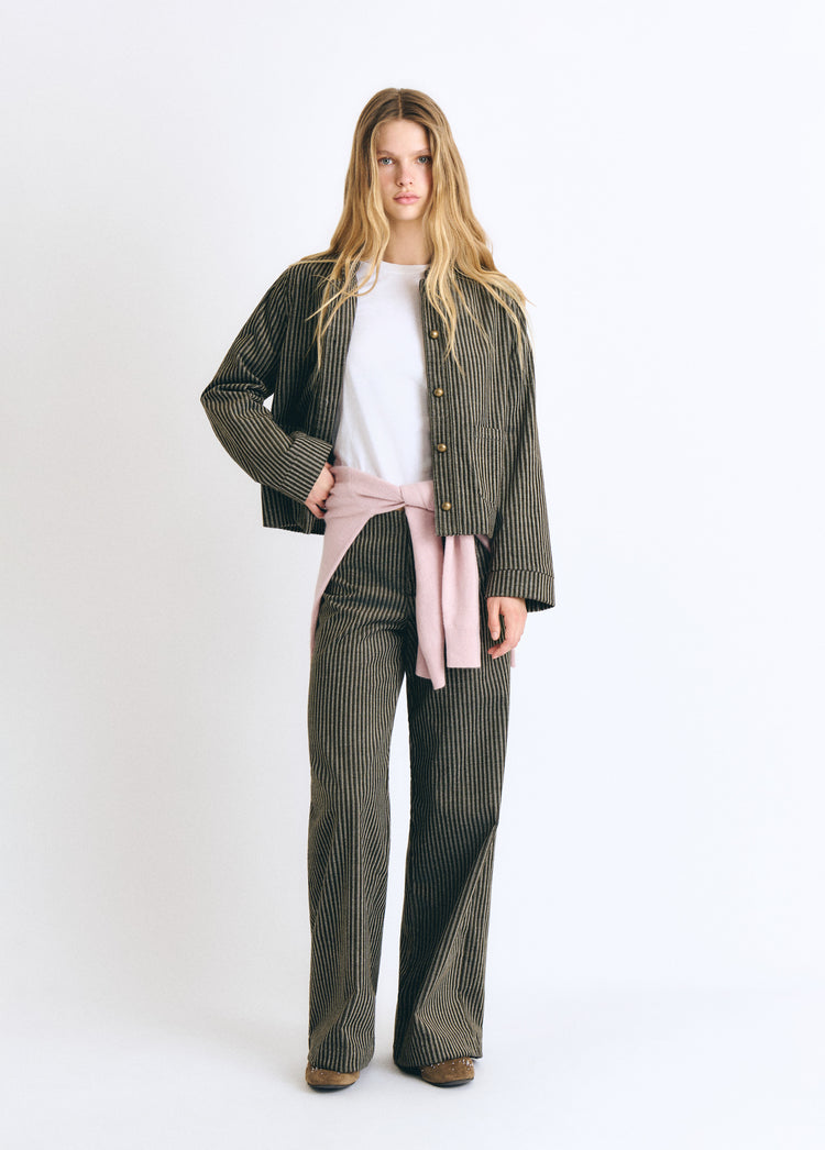 Cordjacke mit Streifen