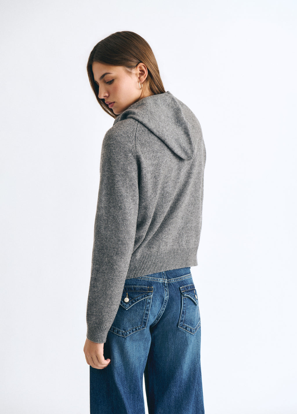 20 hooded knit jacket