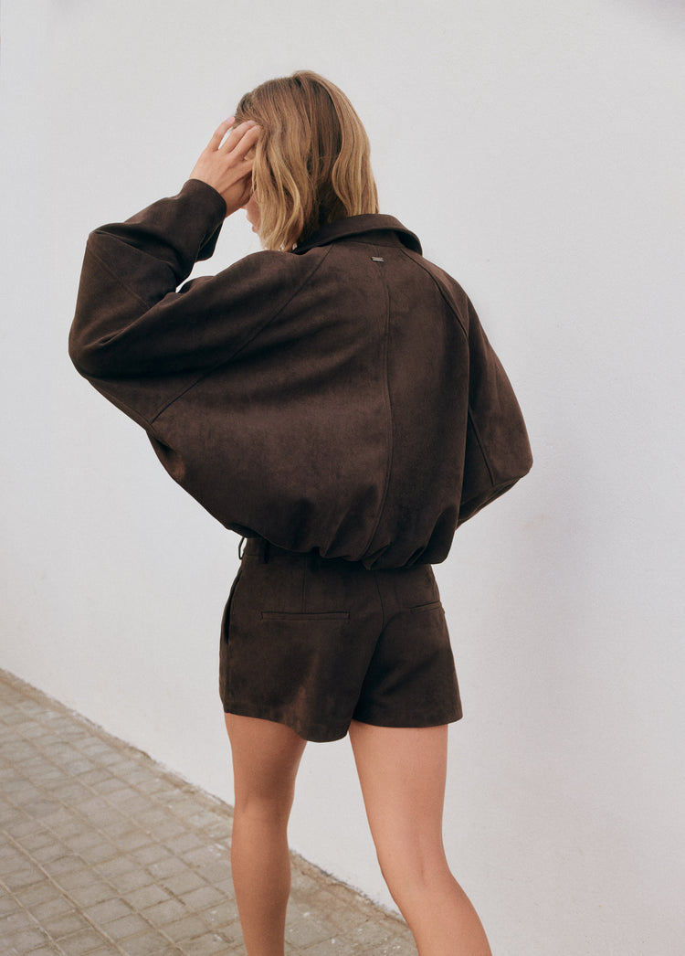 Short efecto ante pinzas
