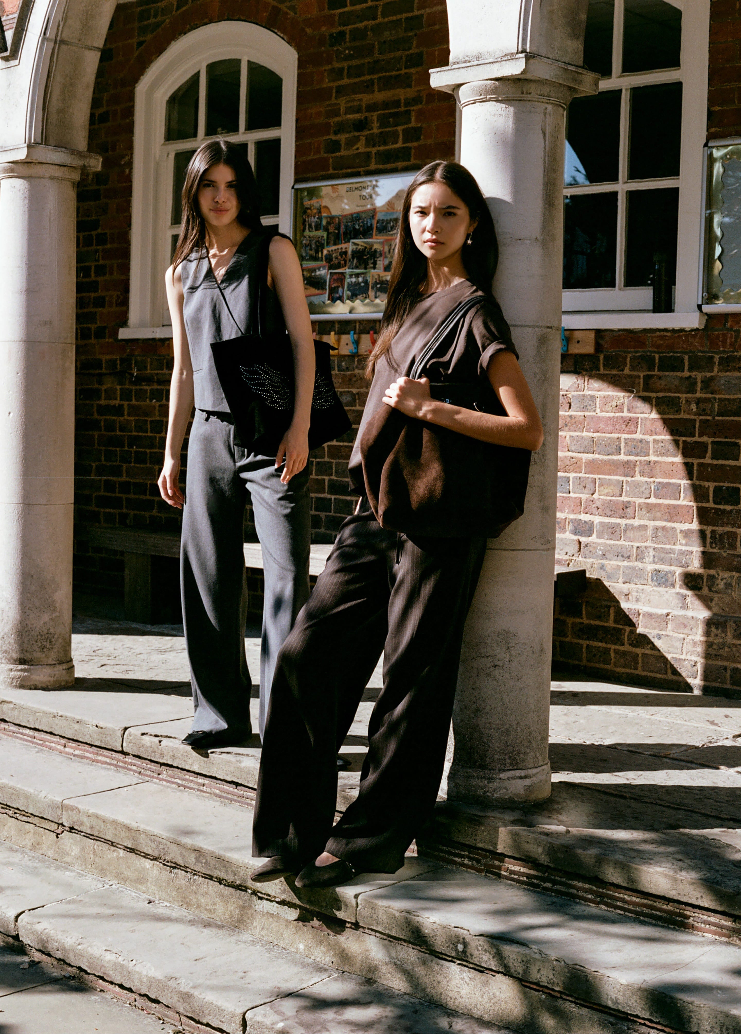 Wide-leg trousers