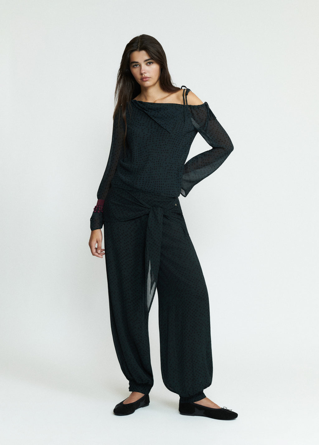 Harem pants with waist tie