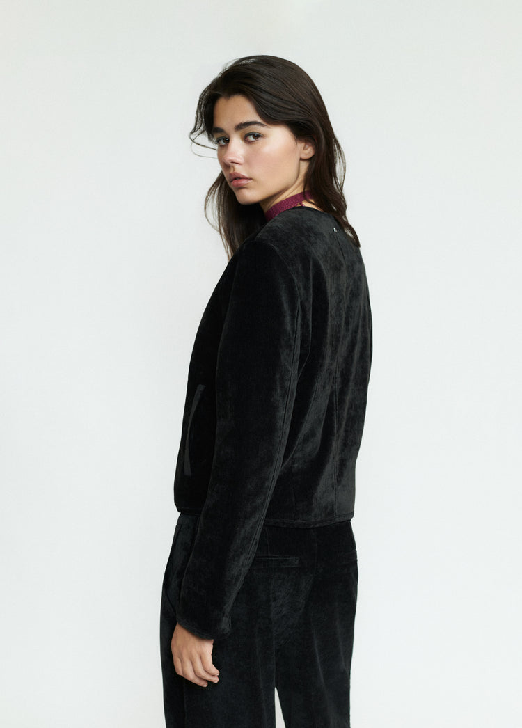 Chaqueta terciopelo alamares