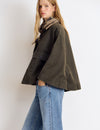 Short waxed cape