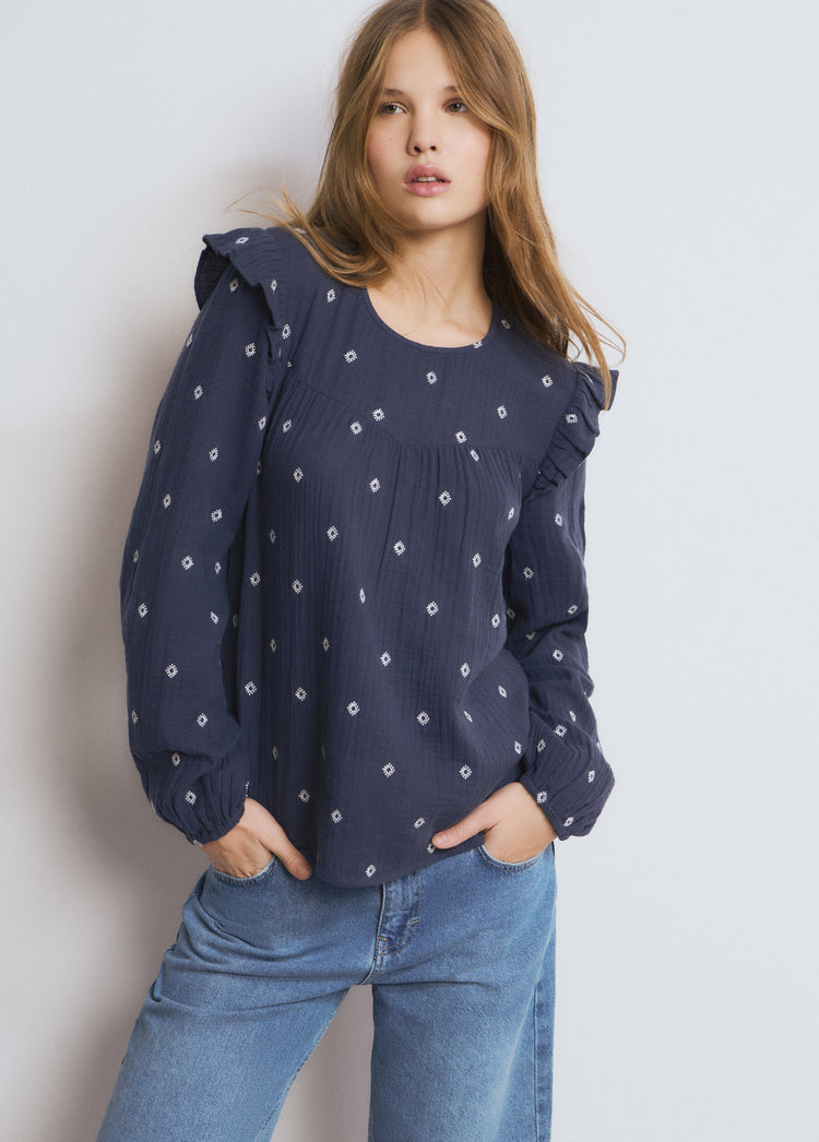 Blusa dobletela bordados