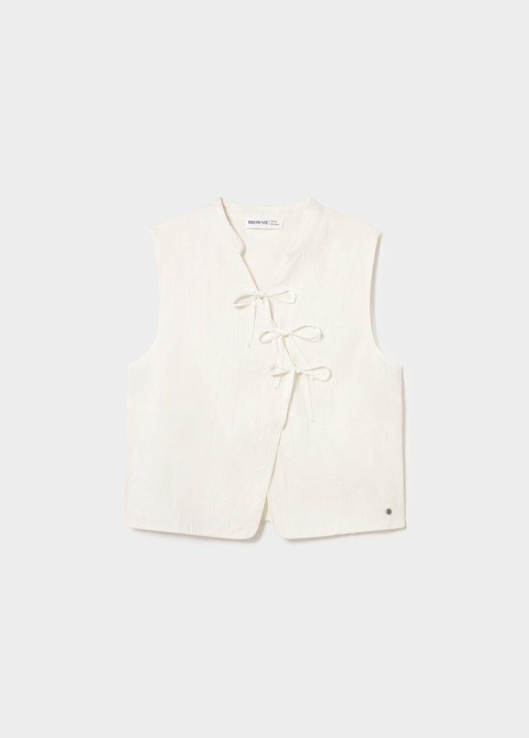 Knotted embroidered vest