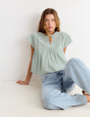 Short sleeve blouse with embroidery