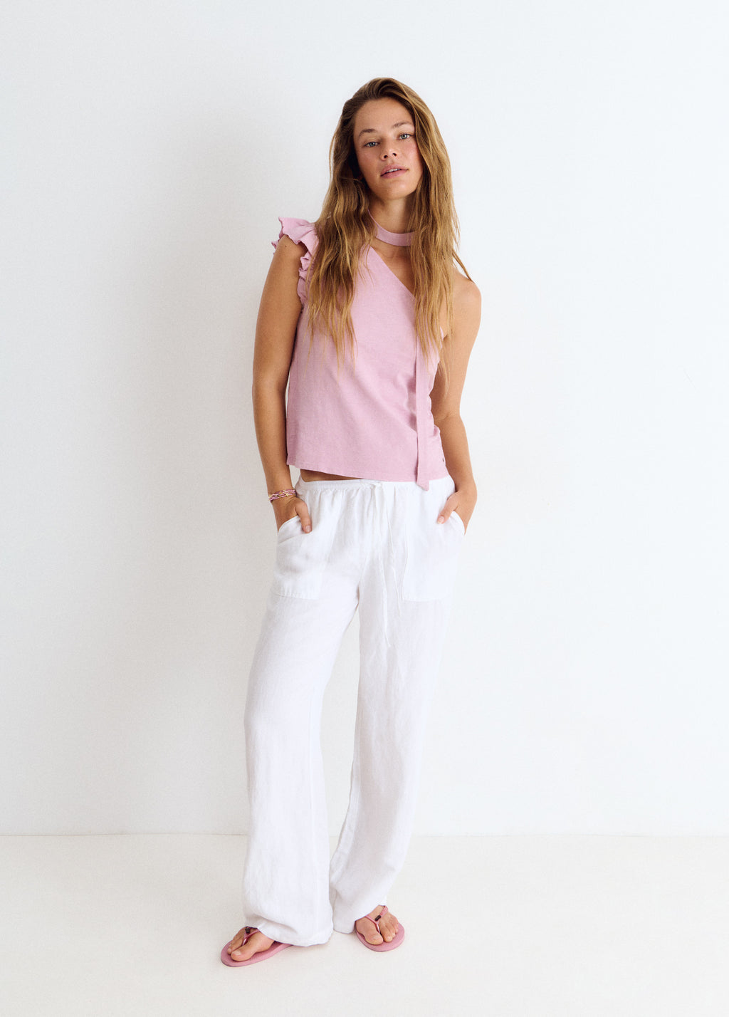 Asymmetrical ruffle t-shirt