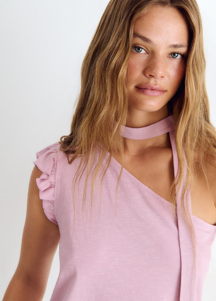 Asymmetrical ruffle t-shirt