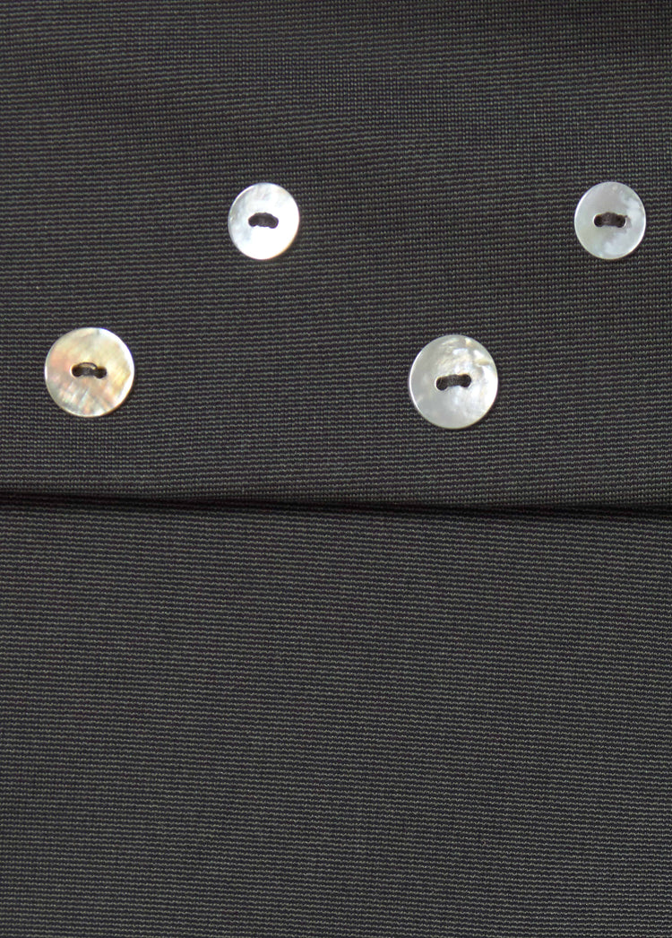 Shorts with button waistband