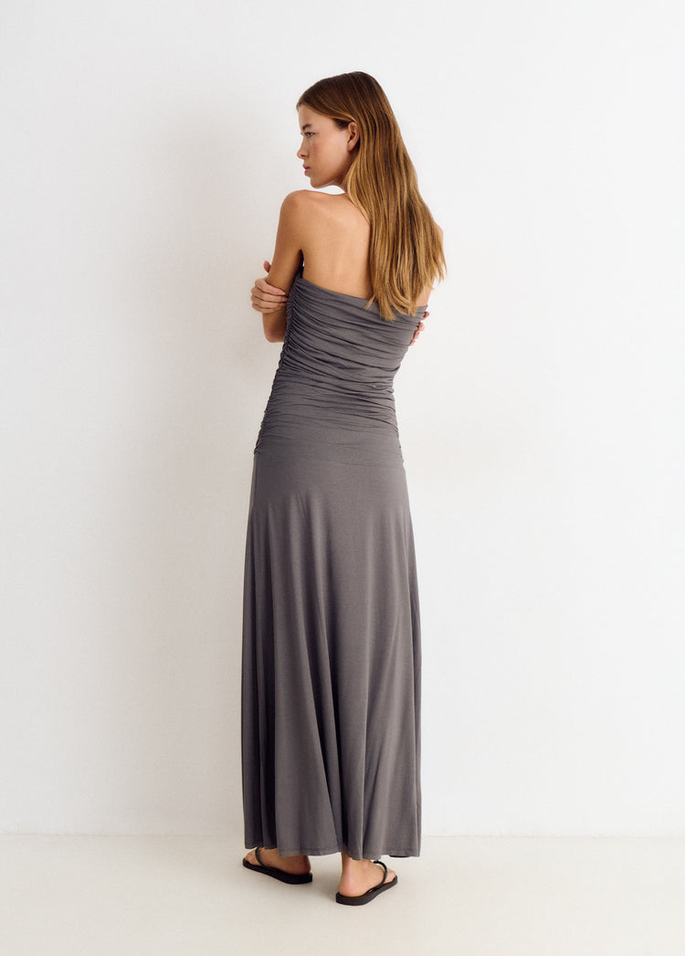Vestido longo com franzidos