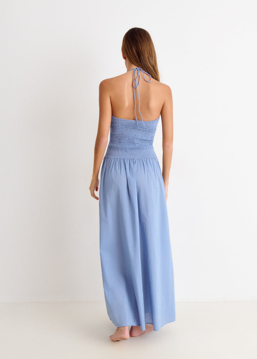 Vestido halter engomado
