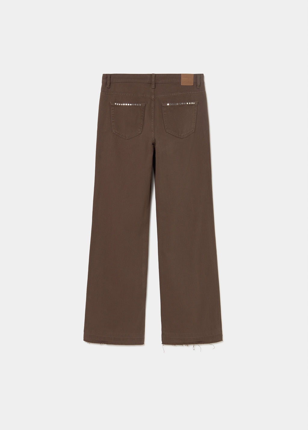 Relaxed pants with studs and rolled-up hem