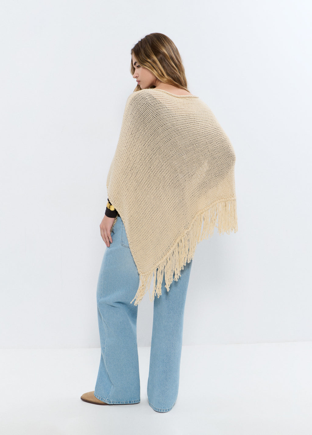 Fringe cape