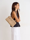 Schultertasche mit Schnalle