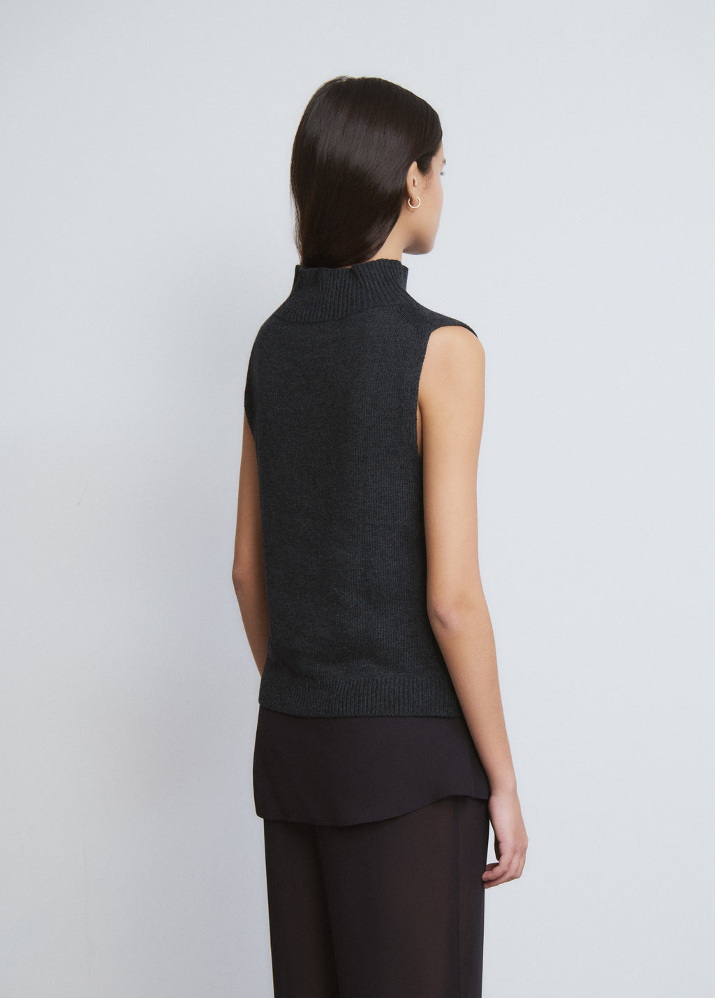 Cut-out top