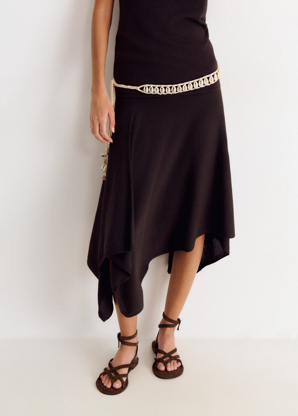 Pointed knit skirt