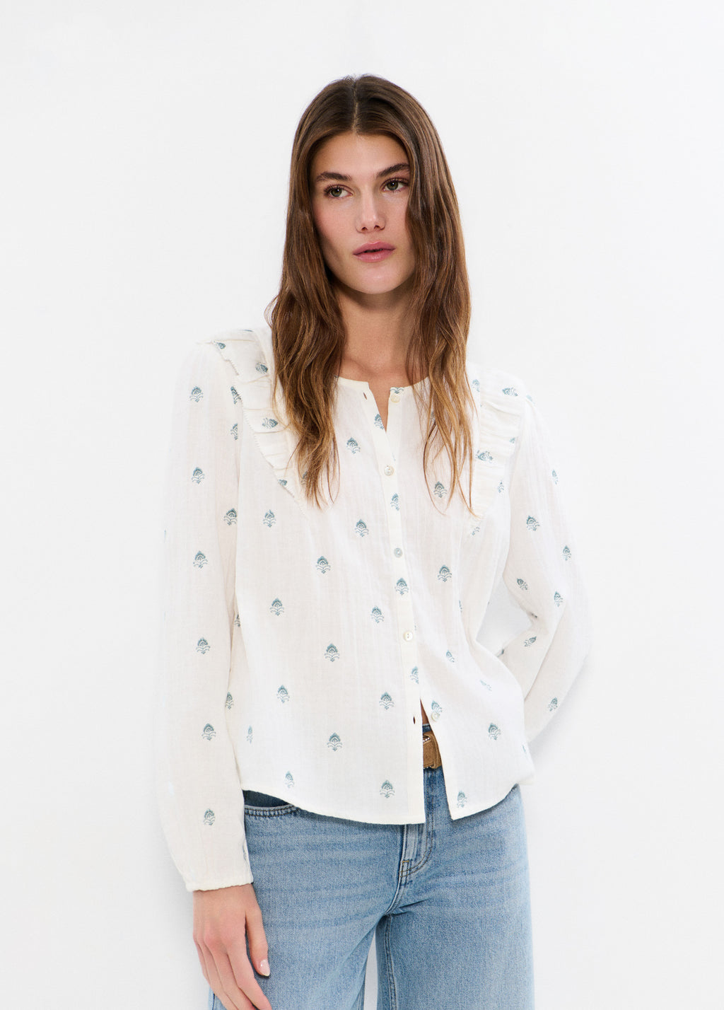 Double-layer blouse with embroidery