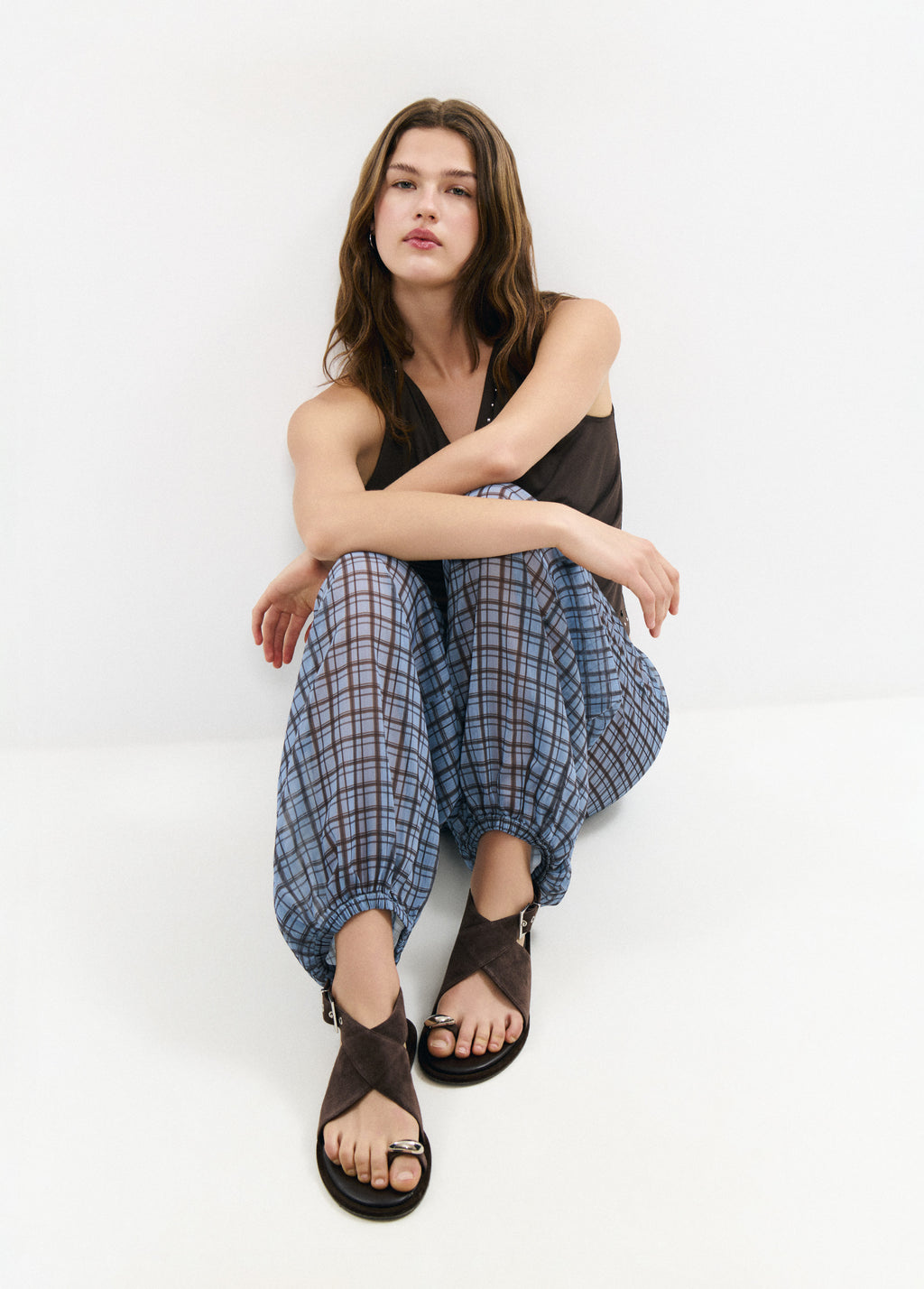 Flat Suede Sandal with Ring