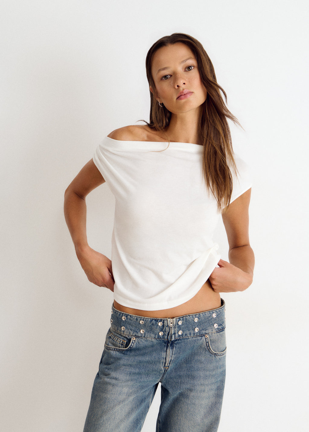 Basic twist top