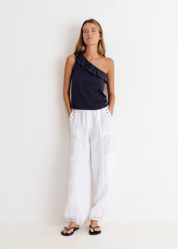 Asymmetric t-shirt ruffle with studs