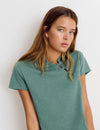 Button t-shirt