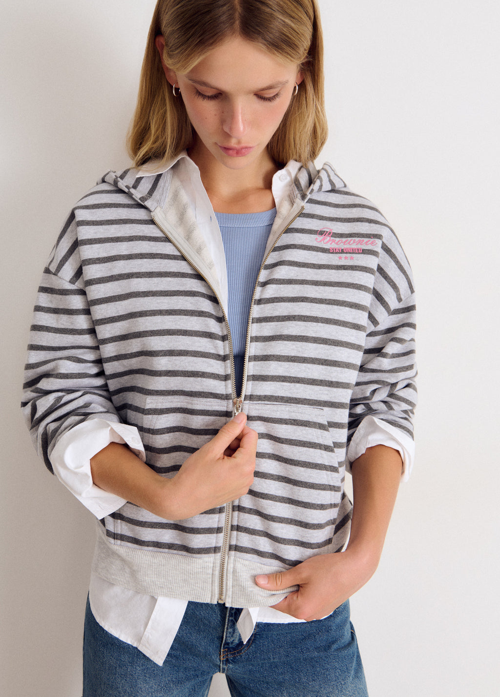Sweatshirt met rits, streep en borduursel