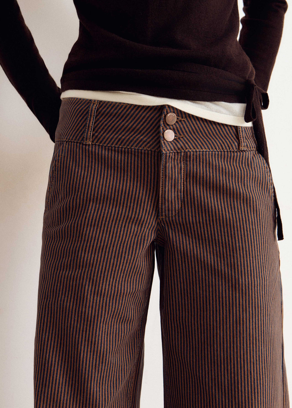 Pantalón cintura ancha