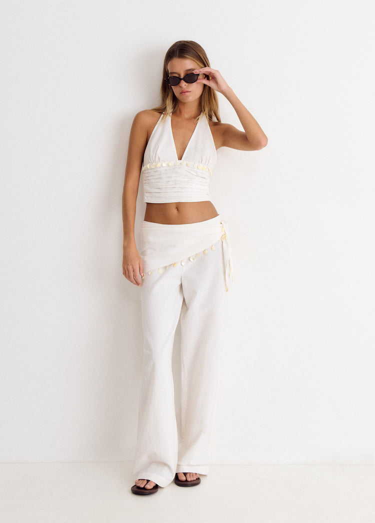 Halter top with shell detail