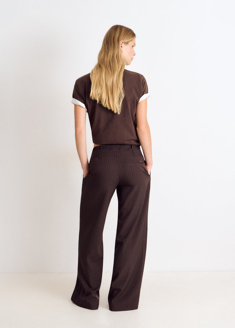 Broek met krijtstreep en brede tailleband