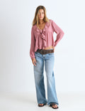Blouse à volants avec manches brodées