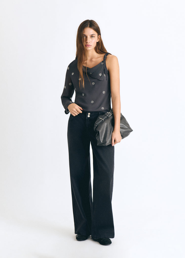 Bluse mit Reverskragen und Nieten