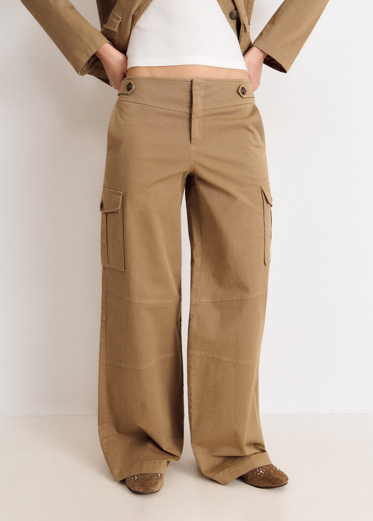 Mid-rise cargo pants