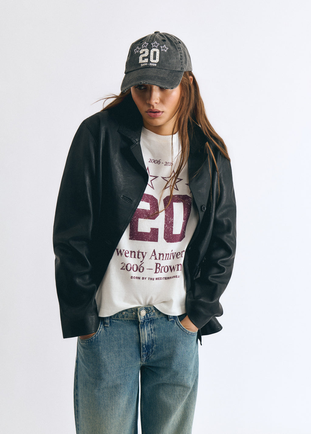 Gorra del 20è aniversari amb tatxes