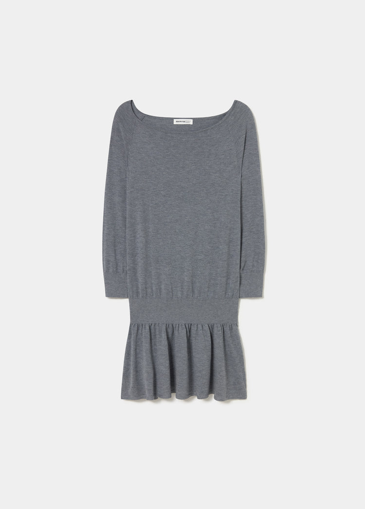 Vestido de gola aberta