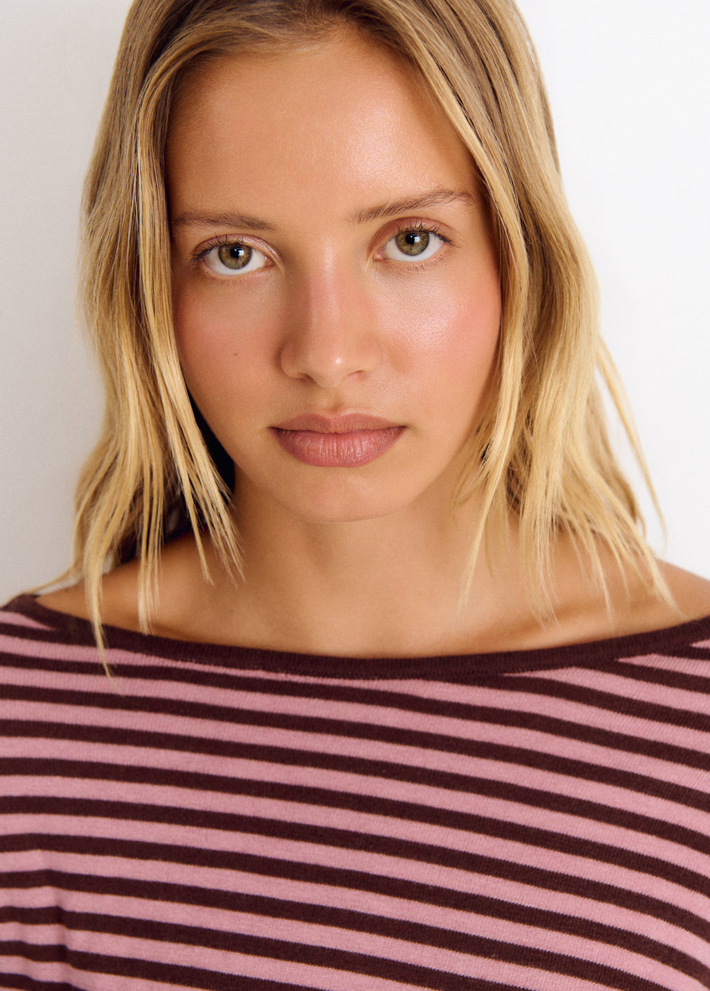 Pull asymétrique rayures