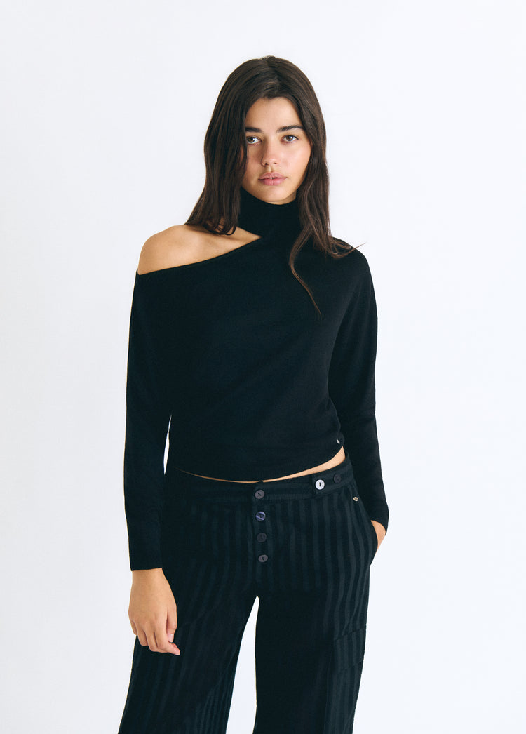Camisola com abertura e gola alta
