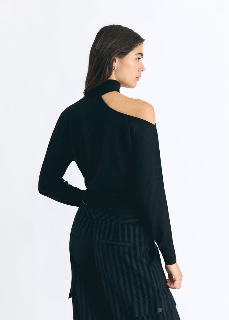 Camisola com abertura e gola alta