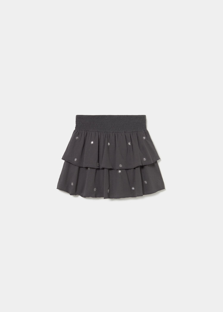 Smocked skirt with embroidery