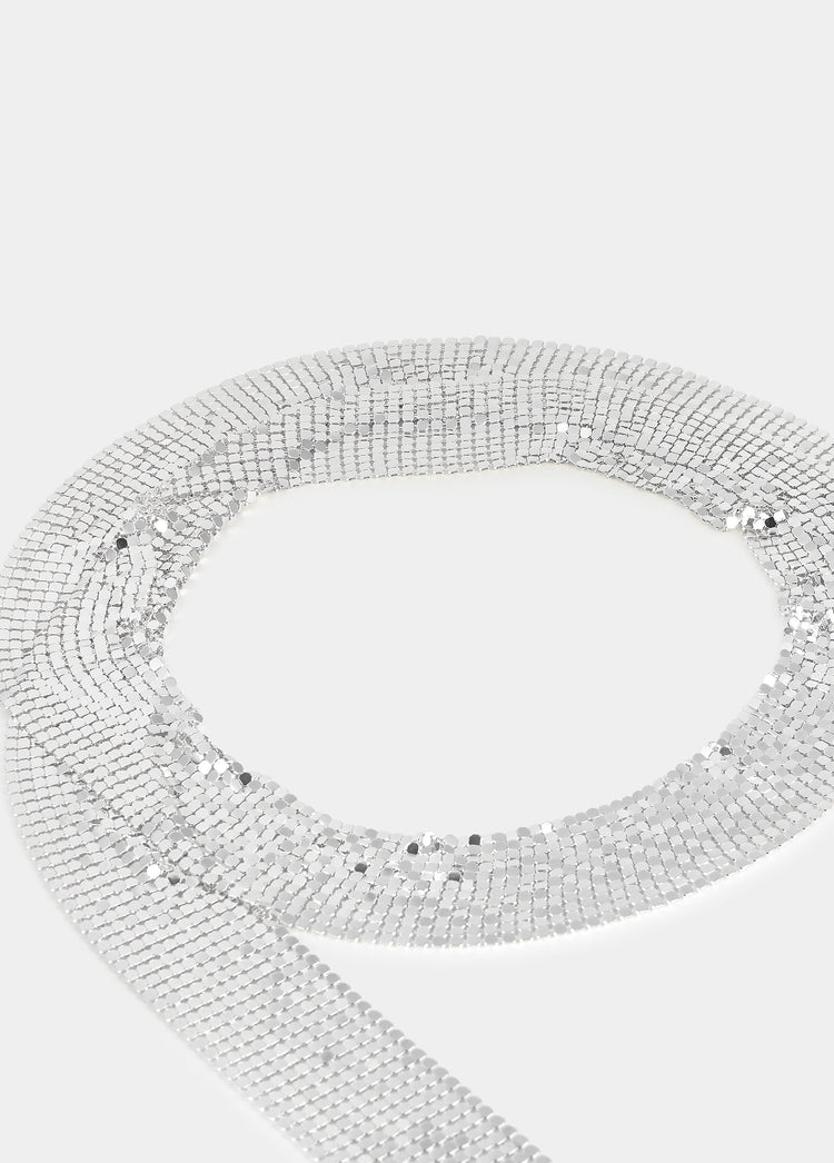 Halskette aus Metallgeflecht