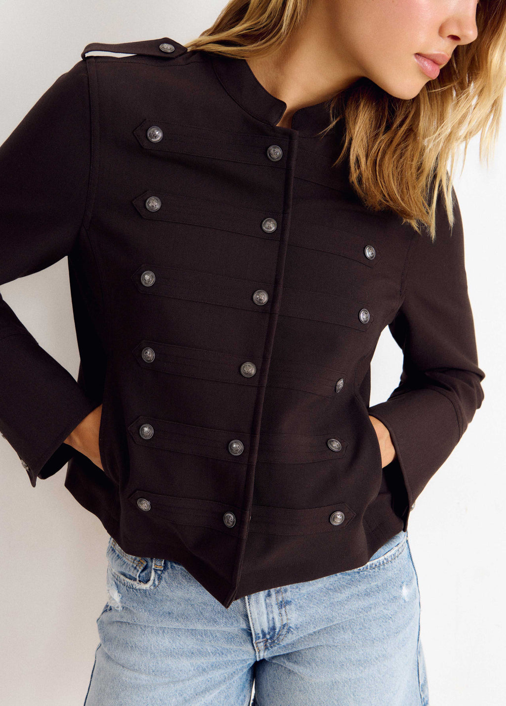 Chaqueta abotonada