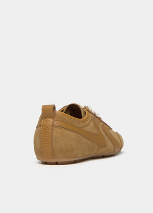 Suede sneaker with double laces