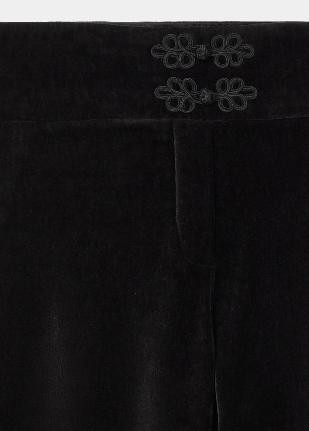 W27-0828-002-800_NEGRO_WEB1.jpg