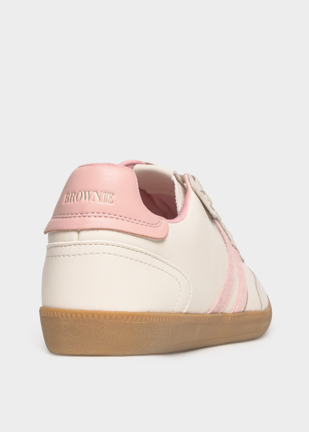 Sneaker a pezzi