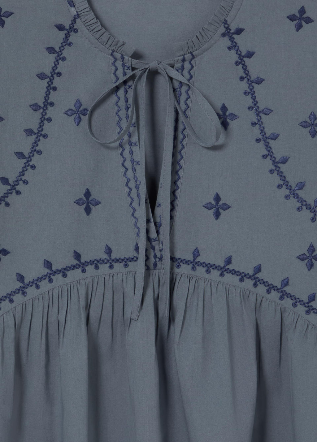 Blouse brodée