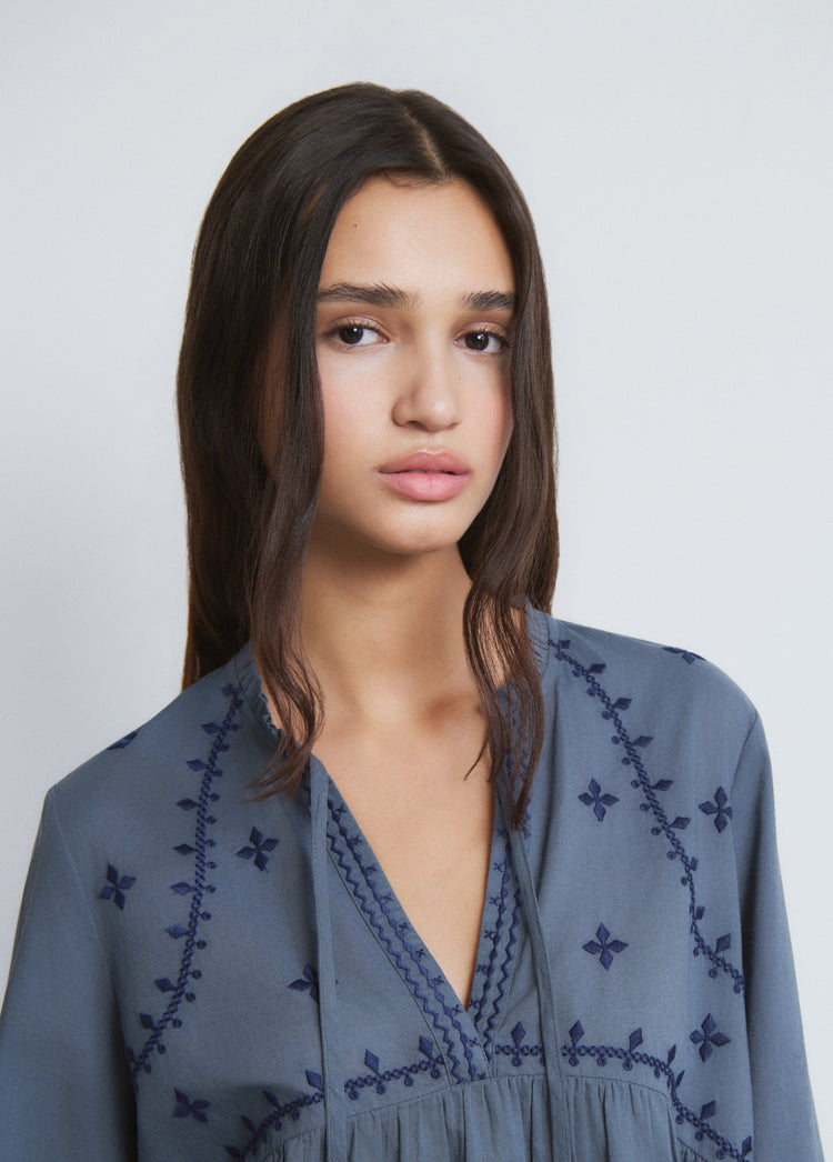 Blusa bordados