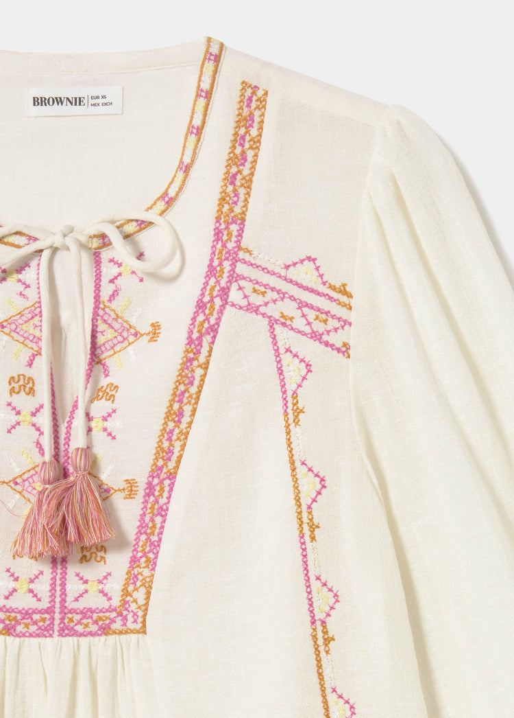 Blusa bordados