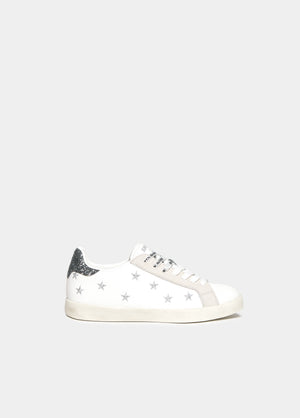 Sneaker met sterren