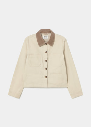 Short jacket with front pockets