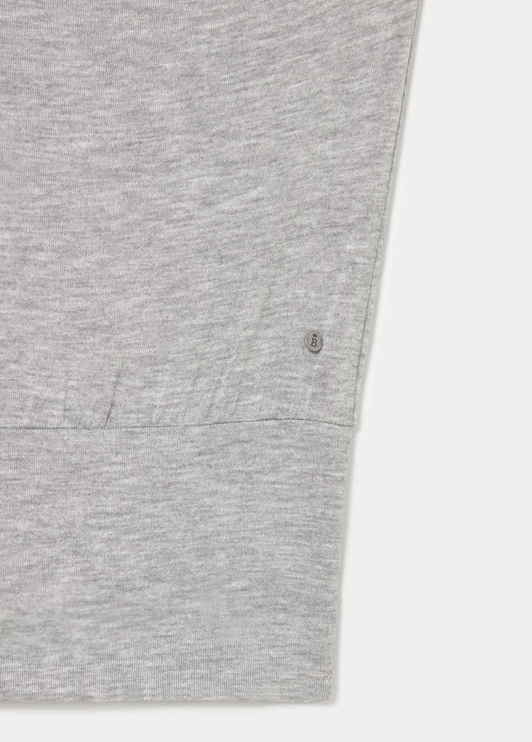 Fitted waist t-shirt