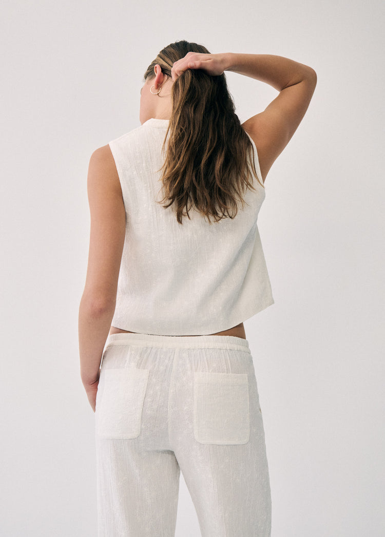 Knotted embroidered vest